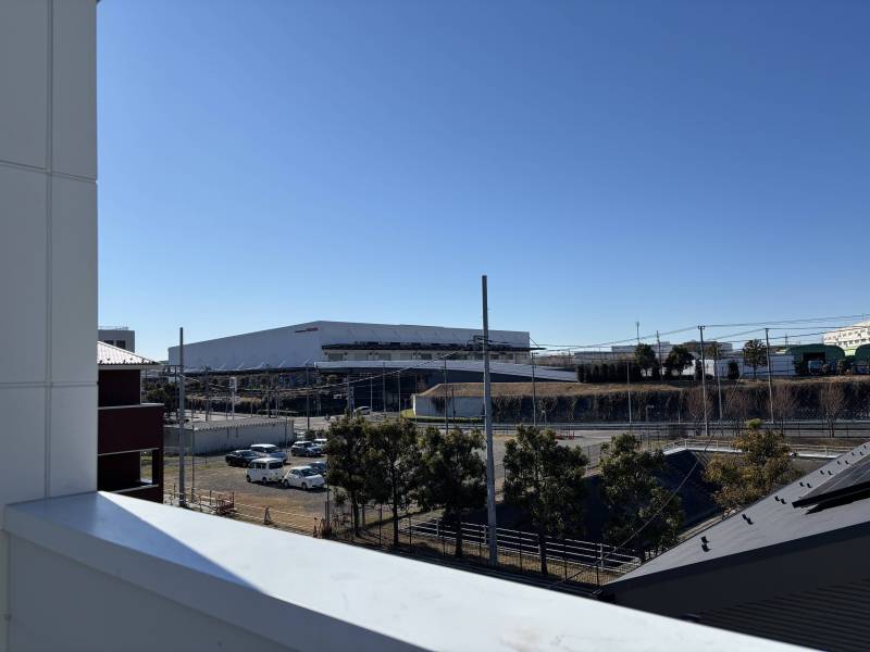 周囲に高い建物がないため、とても開放的♪