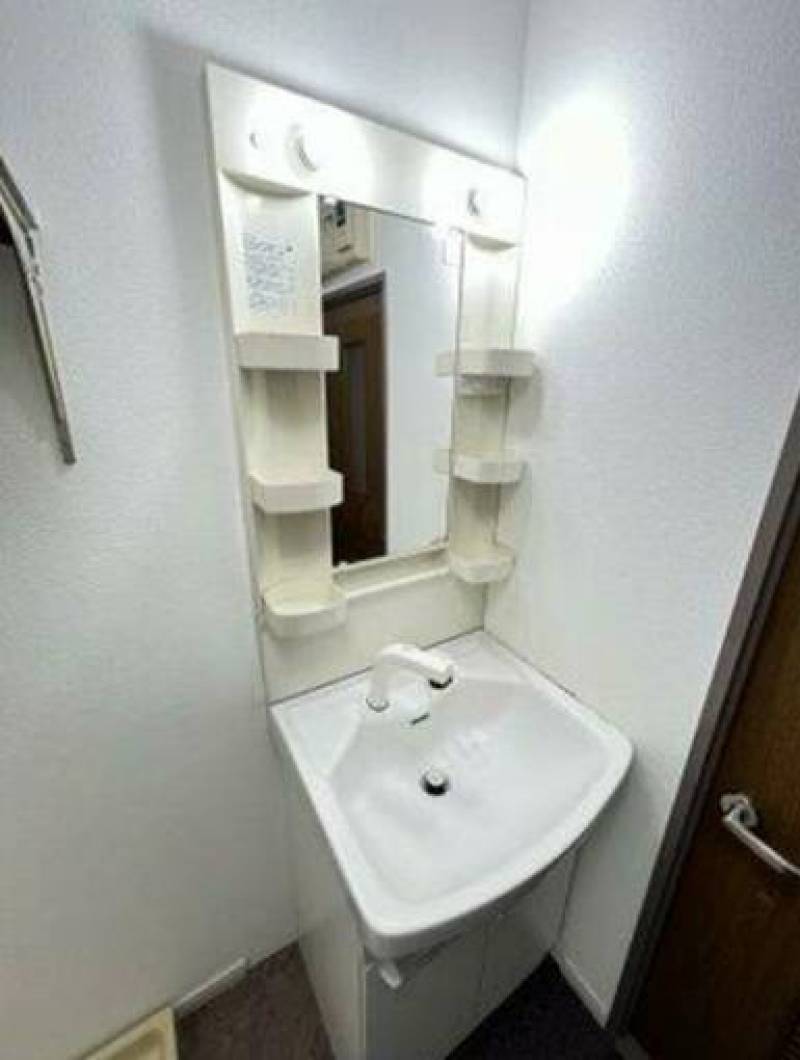 左手には洗濯機置き場