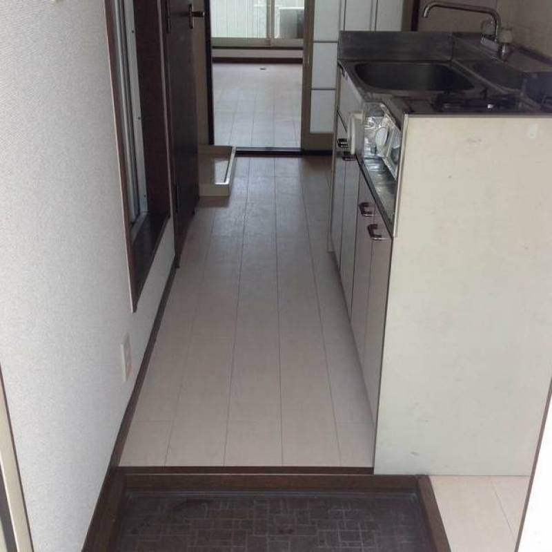 玄関より
