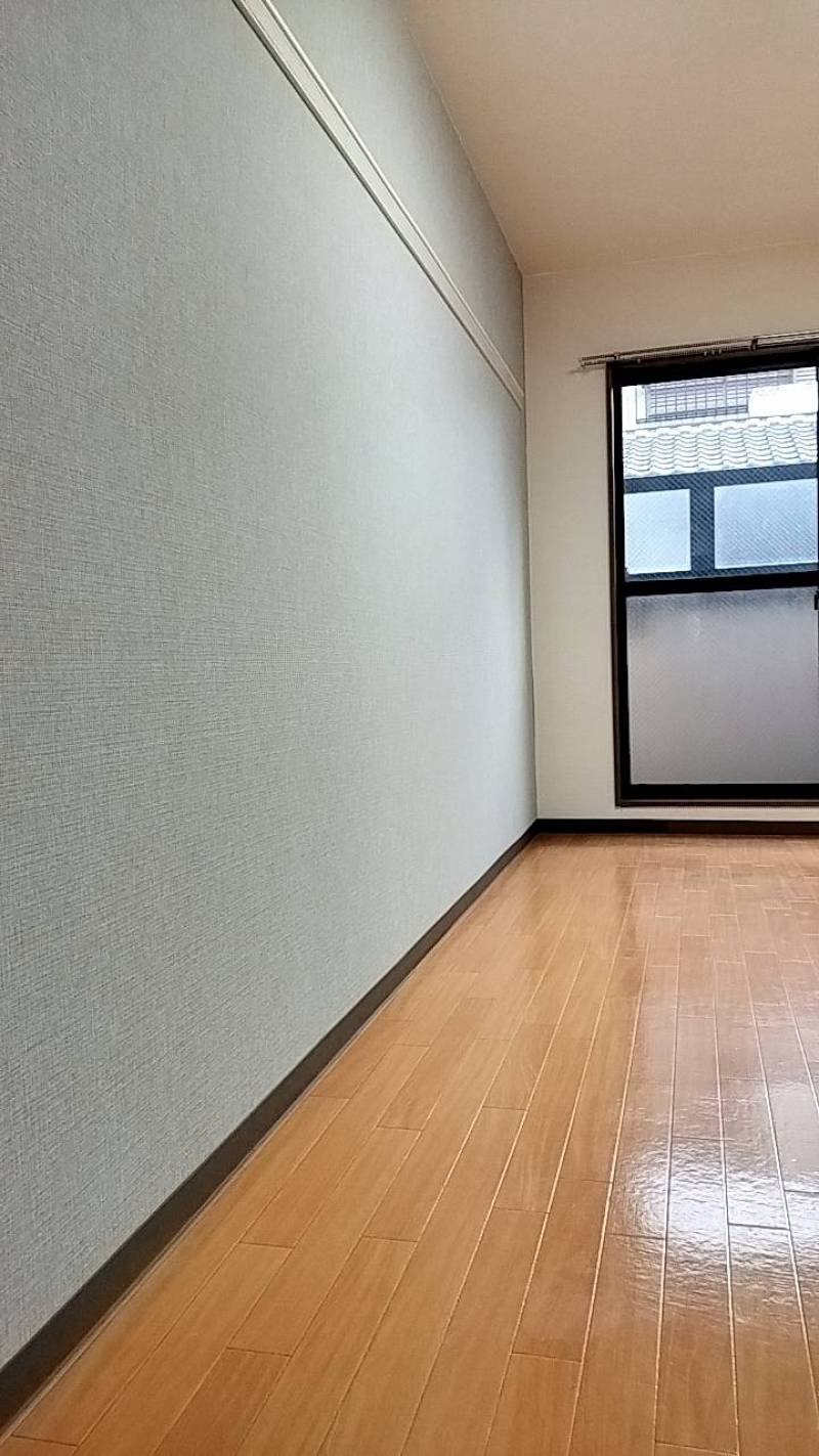 南向きなのでとても明るいです。