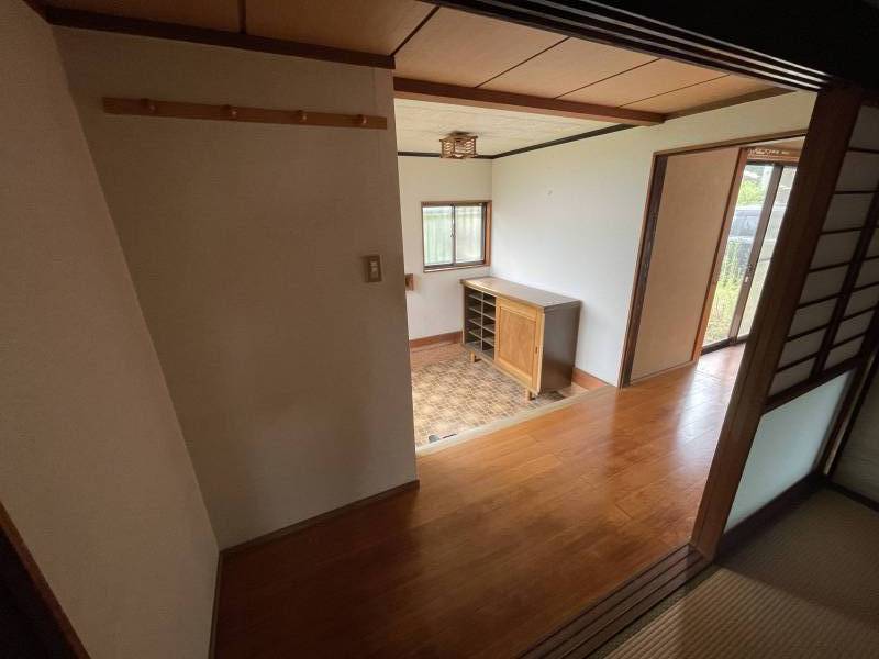 廊下〜広縁。温かな日差しが指してきます。お昼寝に最高✨