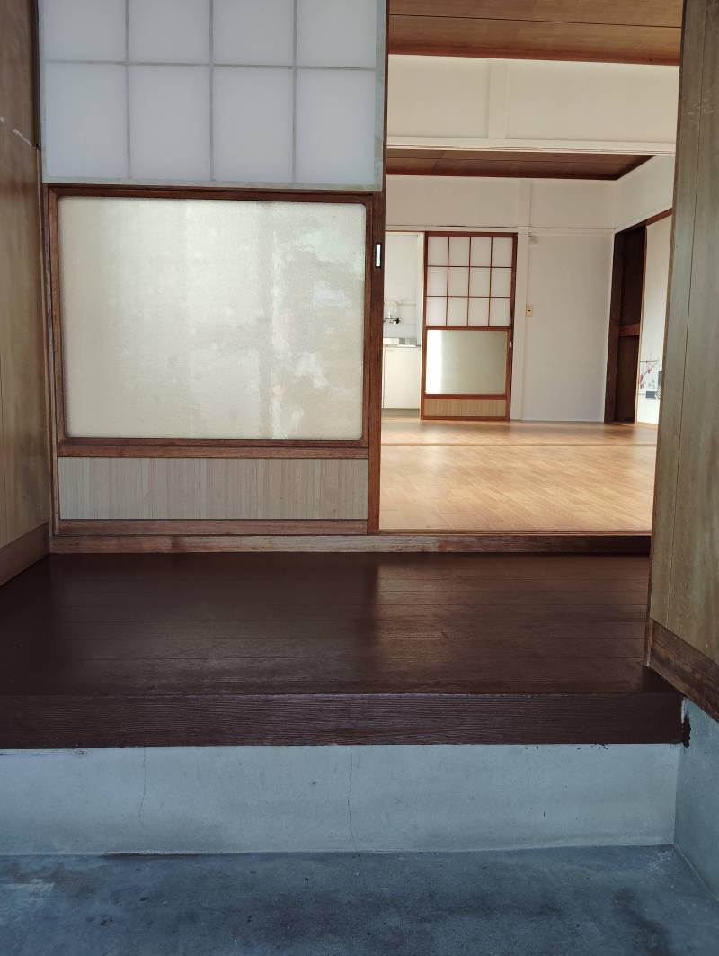 玄関から見たLDです。