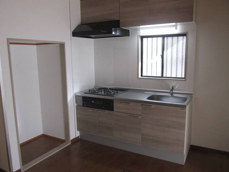 3口コンロ付システムキッチン