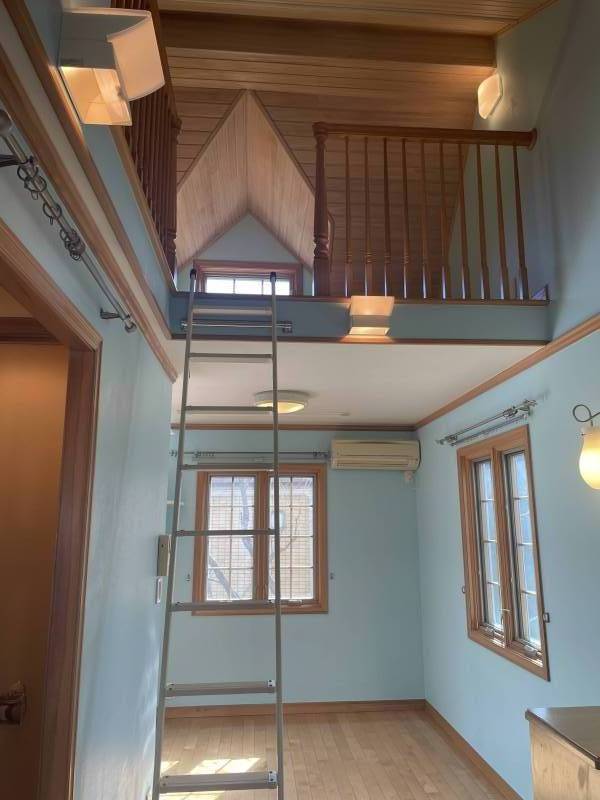 無垢の木材を贅沢に使った居室です❗️