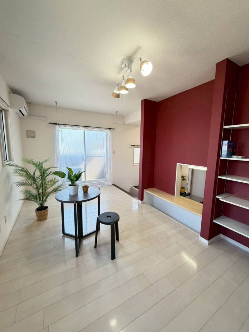 2面採光なので部屋はいつも明るいです