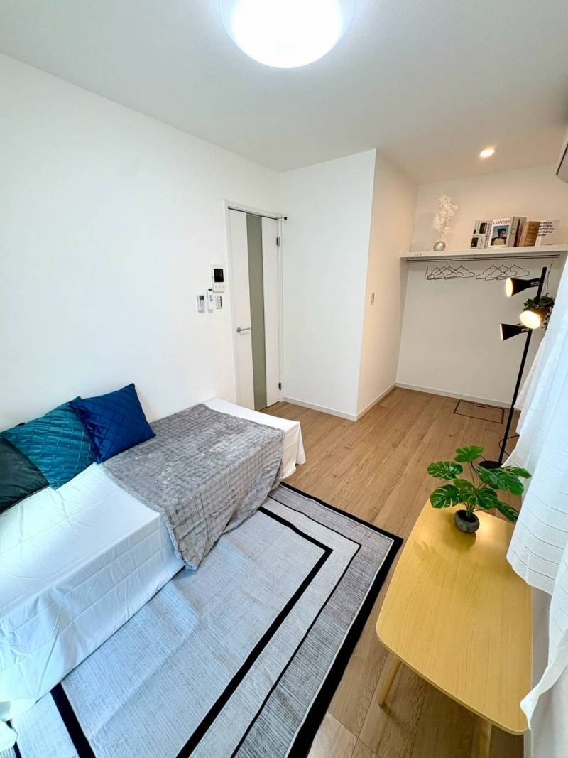 2面採光で角部屋の明るいお部屋です！