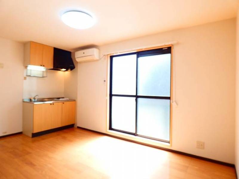 ペット可・明るい室内です