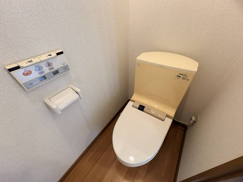 ウォシュレット付き