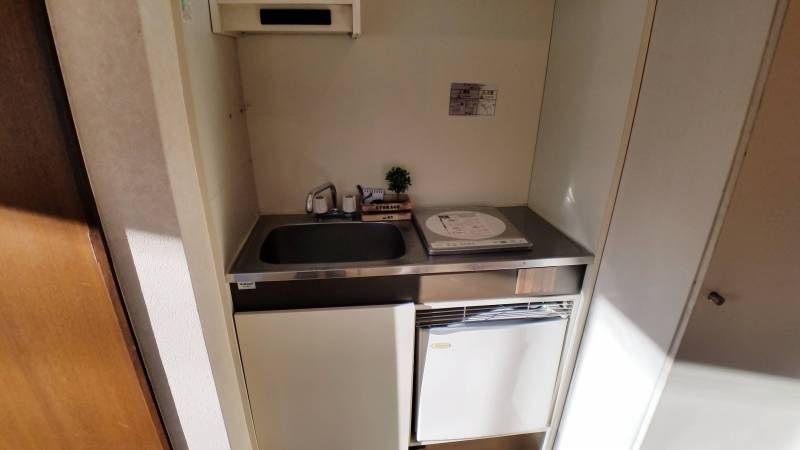 ミニキッチンはIH