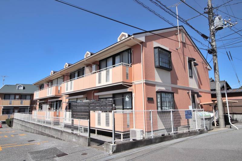 建物1階奥の角部屋が105号室です