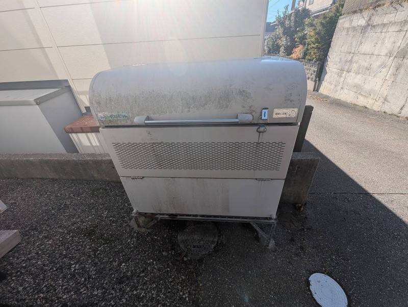 敷地内ゴミ置き場