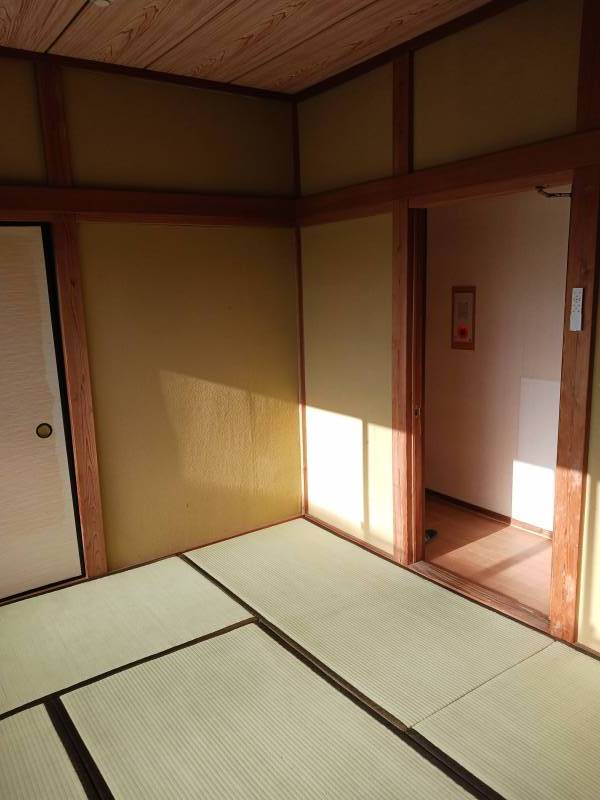 二階　和室1