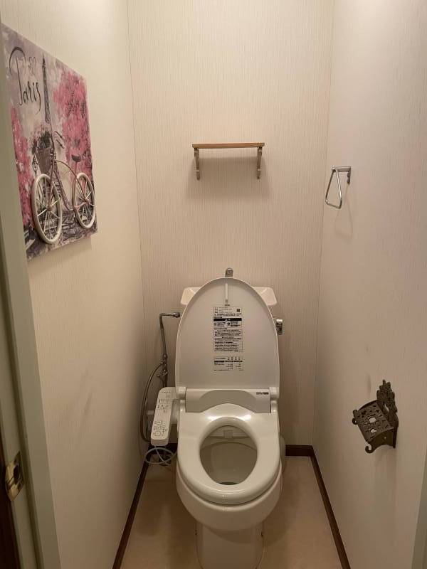 トイレはウォシュレット付きです。
