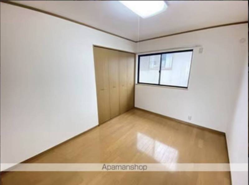 2階は採光も明るいです。