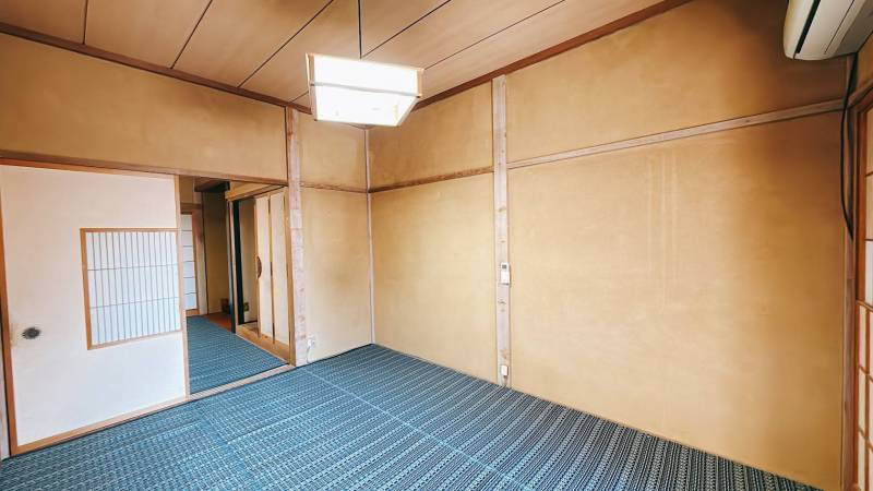 1階の居室　エアコンが付いています