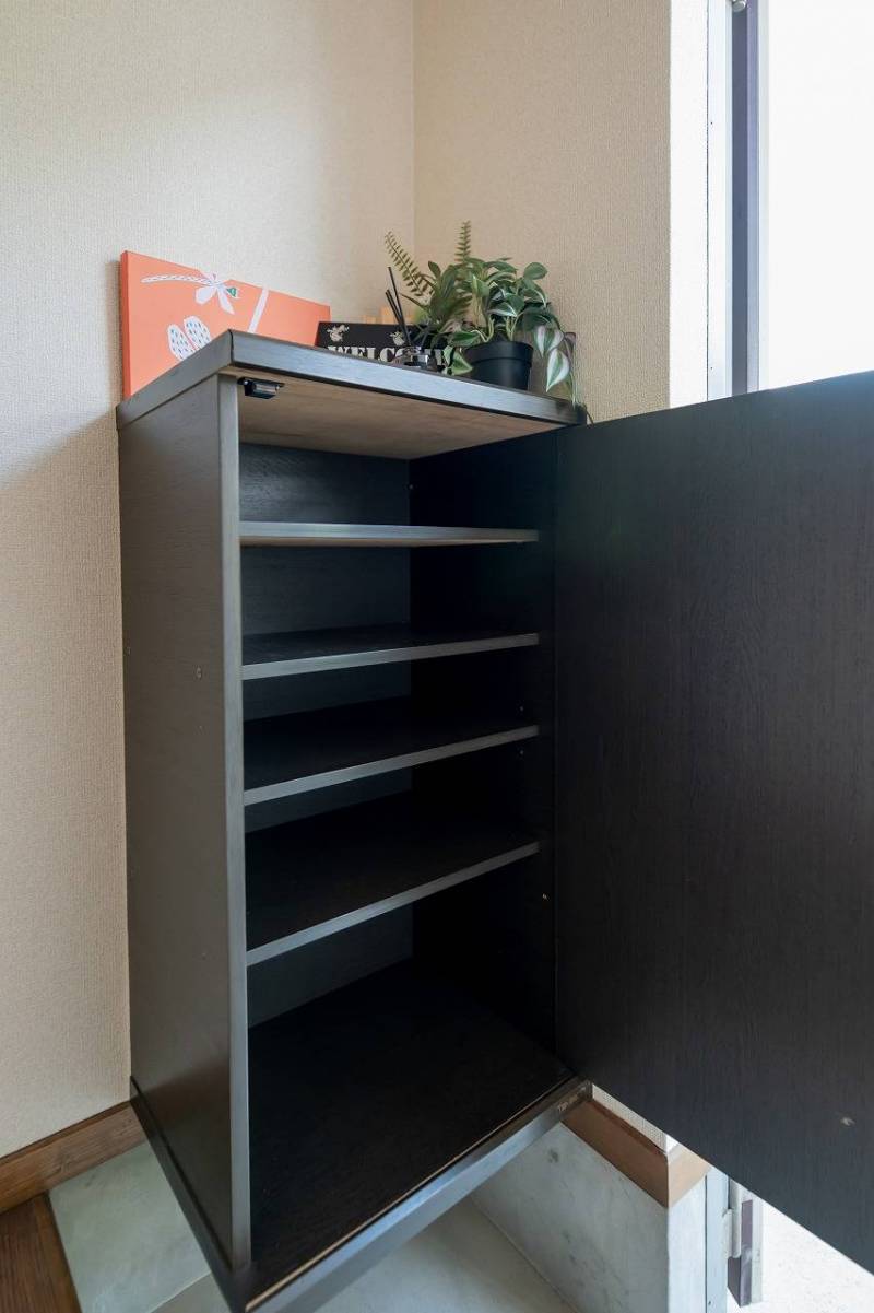 シューズボックスあり
シューズボックス上に鍵など保管可能