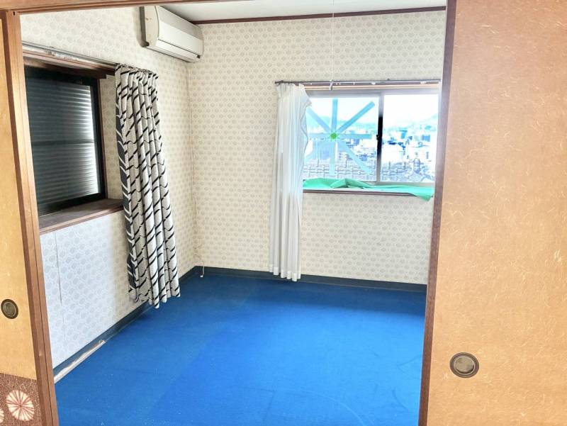 ２階洋室です