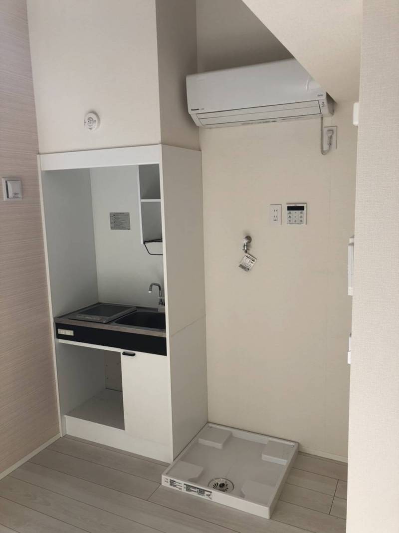 別の部屋の写真ですが，同じような感じです。