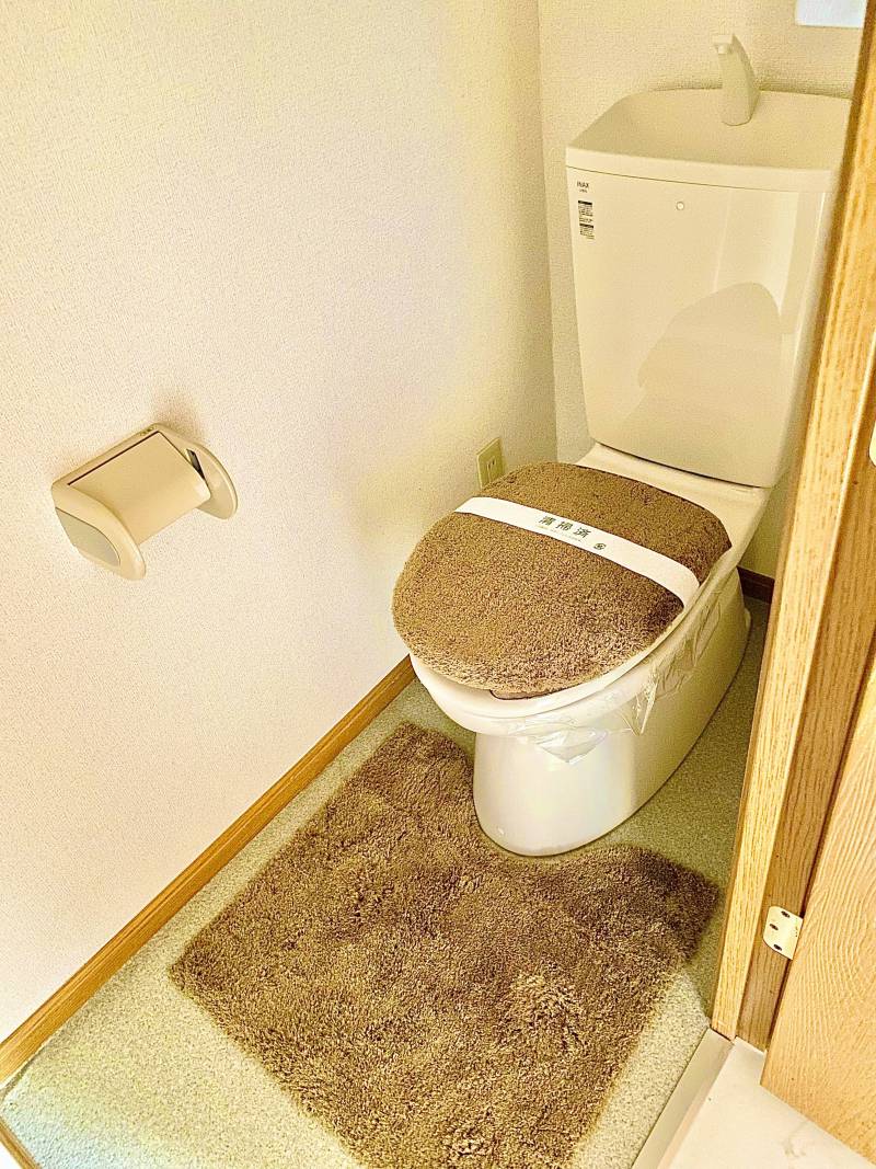 清潔トイレ、バス別　余裕空間