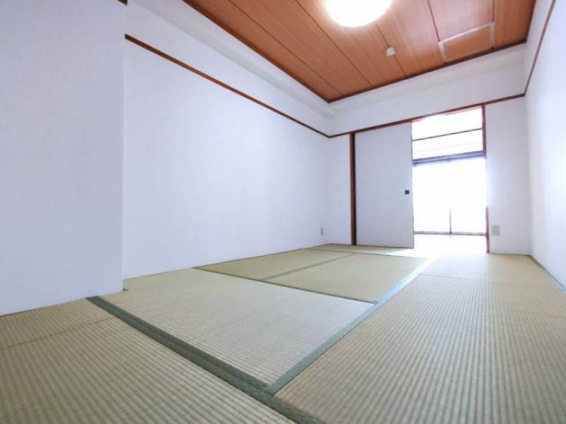 7.5帖和室。寝室やくつろぎ空間に