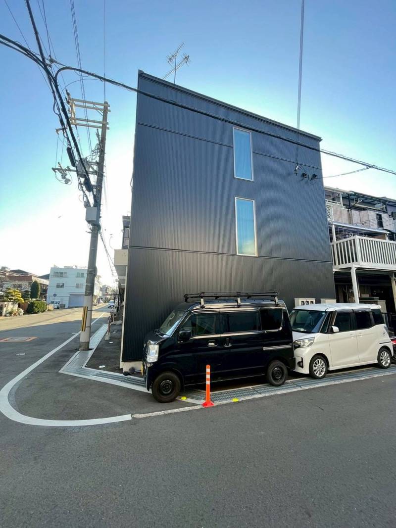 物件周囲にもスペース有り♪