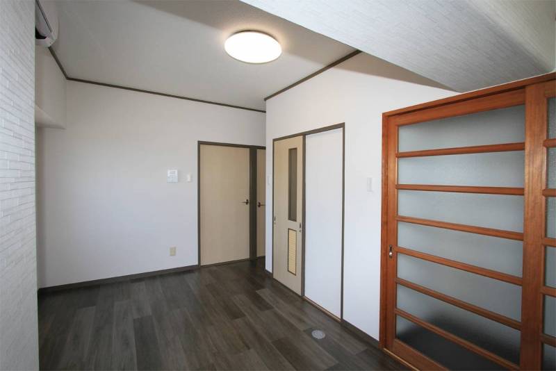 ダイニングキッチン
反対側から