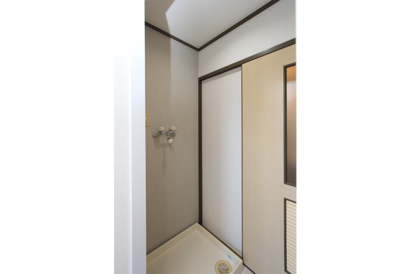 室内洗濯機置場
洗濯機パン付