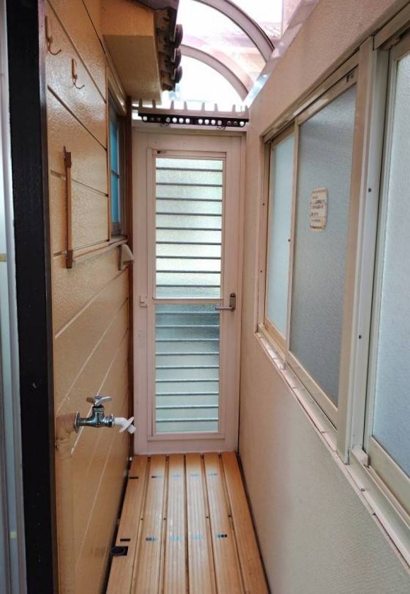 洗濯して その場で干せる便利なランドリースペース♪