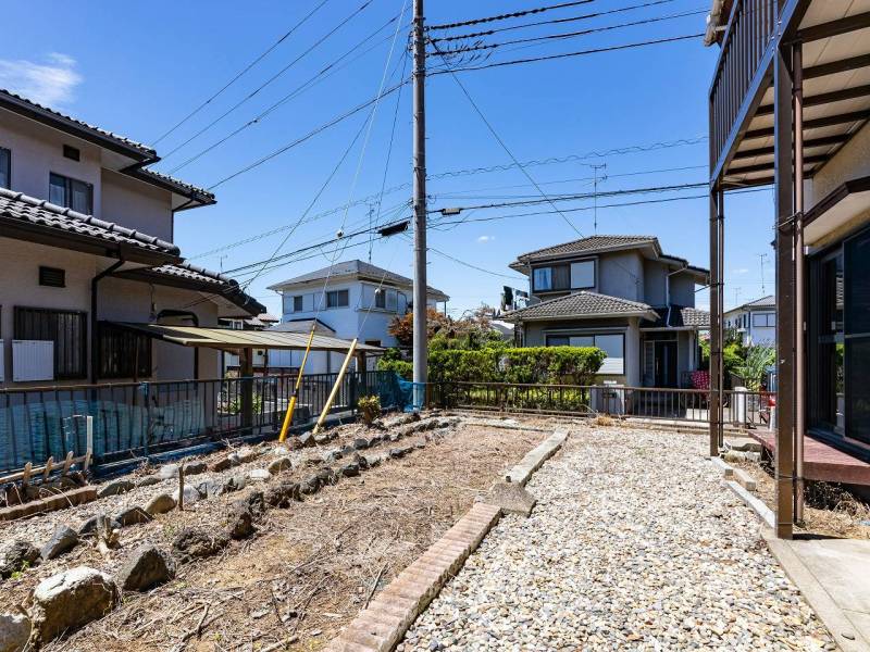 手入れが面倒な木は全部切っちゃいました笑