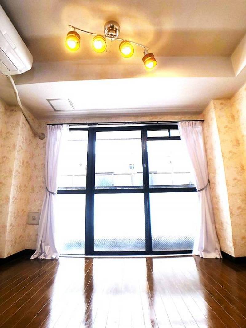賃貸にはない調光・調色出来るおしゃれなLED照明