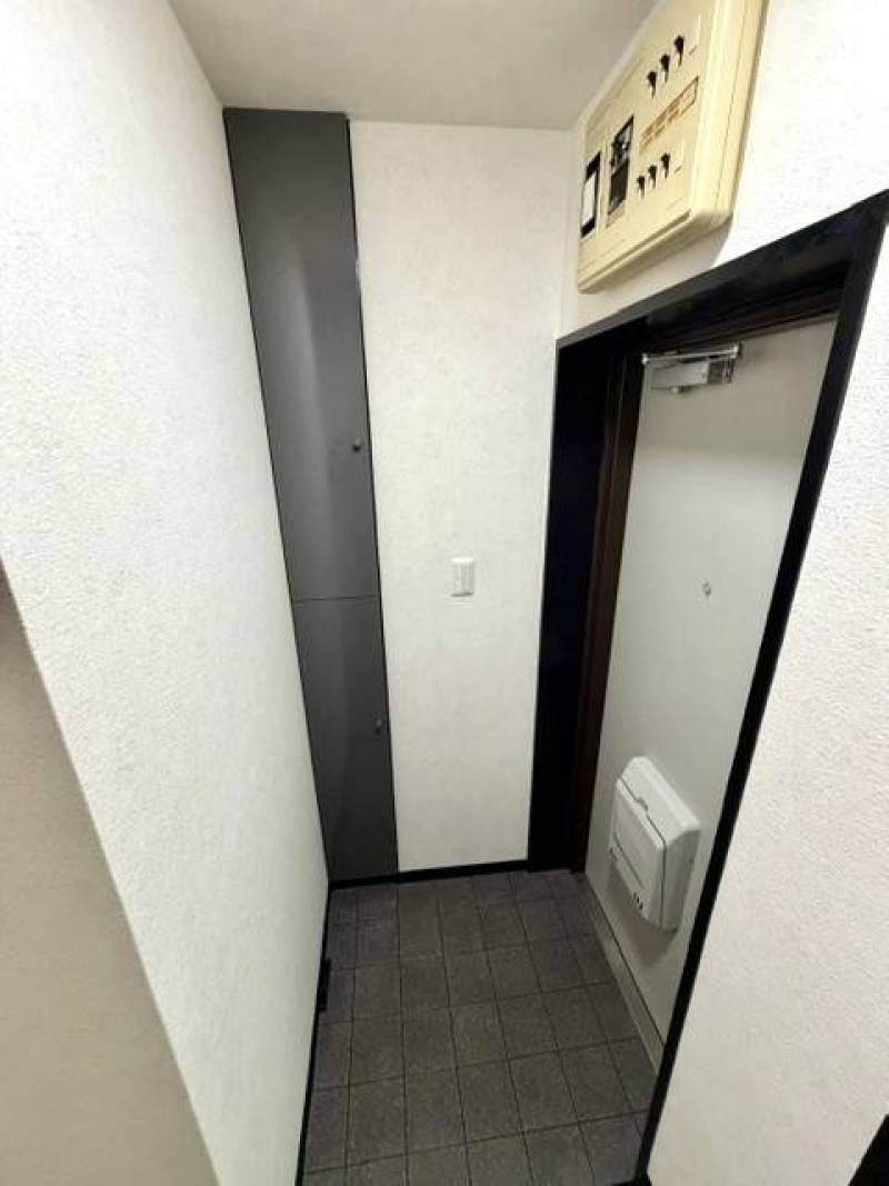 玄関廻りもリフォーム済み
