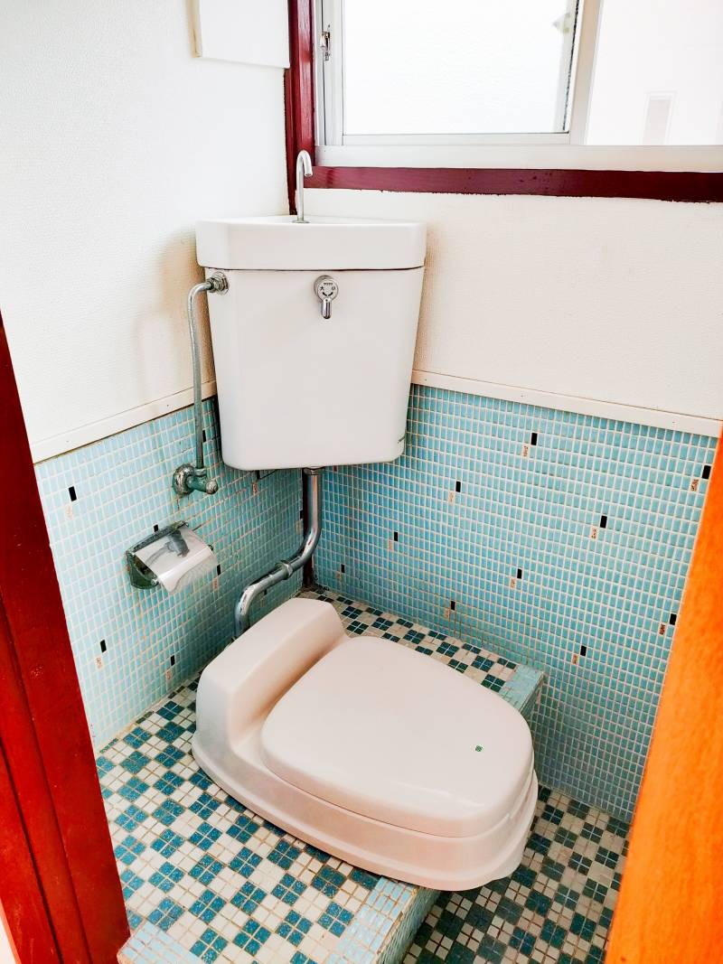 清潔なトイレ完備