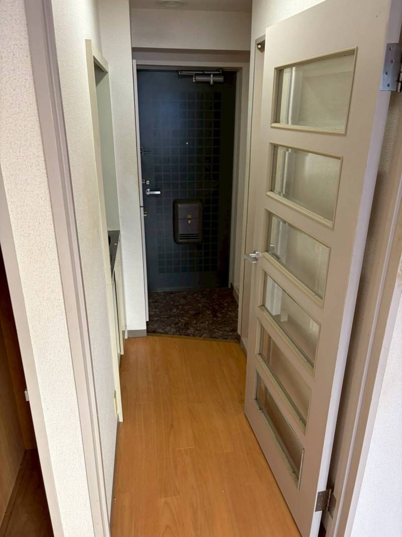 原状回復工事前の室内の画像です。