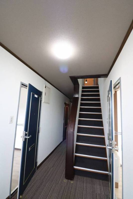 一階玄関　共有部