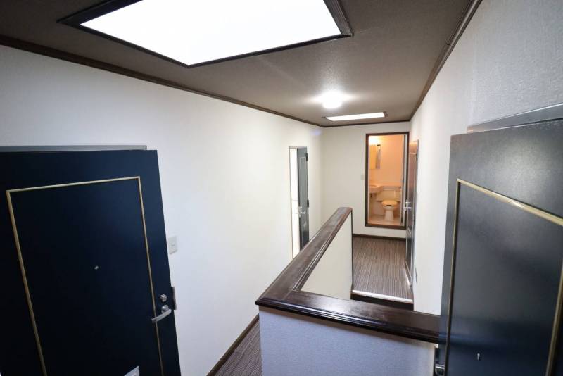 二階　廊下共有部