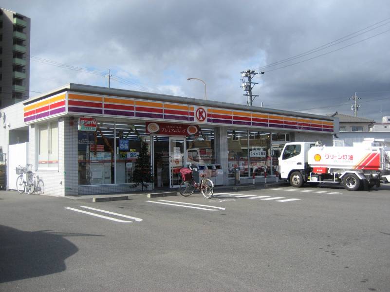 ファミリーマート今伊勢馬寄店
1.2㎞　車　4分