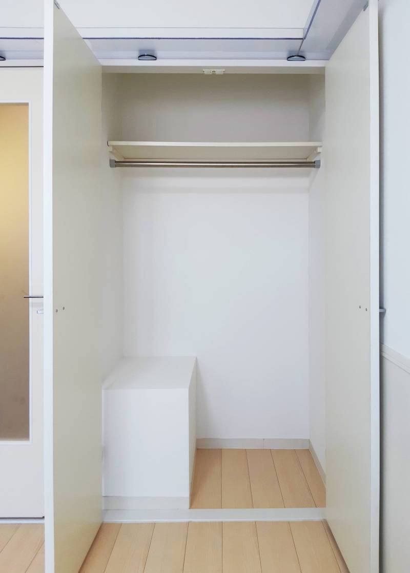 お一人暮らしには十分な収納スペース