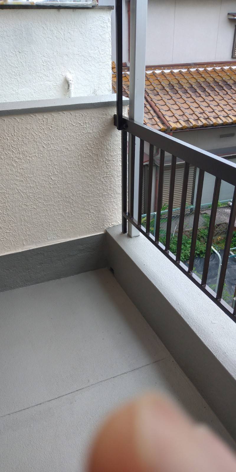 屋根付きのベランダになります。洗濯物干せます。