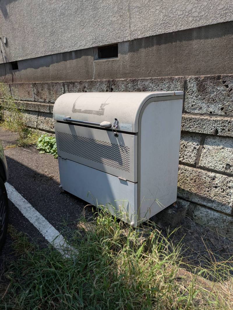 敷地内ごみボックスです