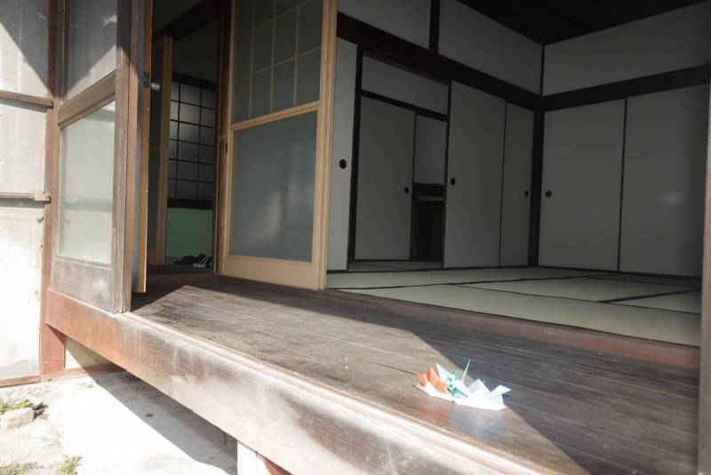 日当たりの良い縁側で猫ちゃんもお昼寝できますね♪