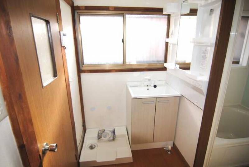 朝、夜の身支度に必須の洗面台^ ^