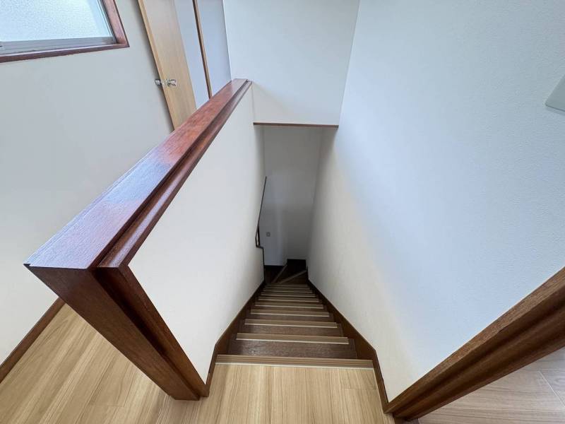 滑り止め付きの階段