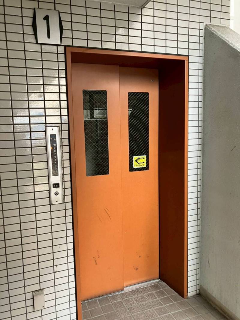 エレベーター