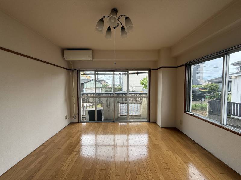 南向き角部屋の洋室