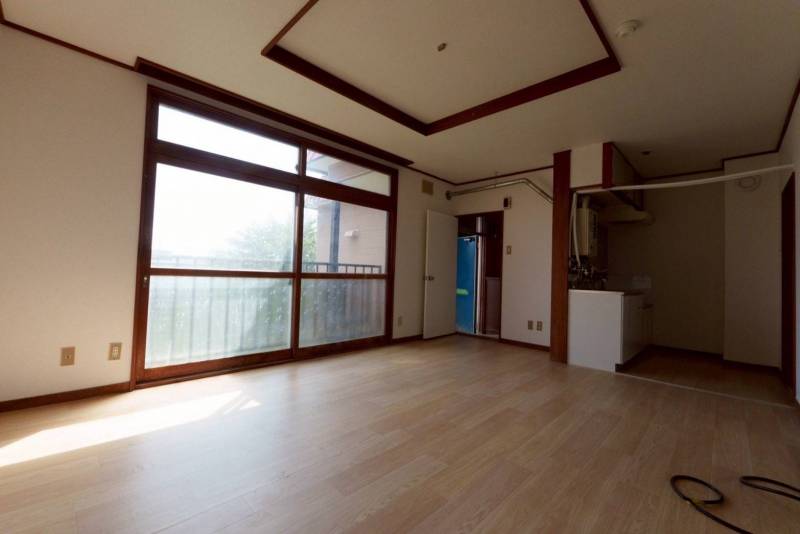 LDKは大きな窓があります