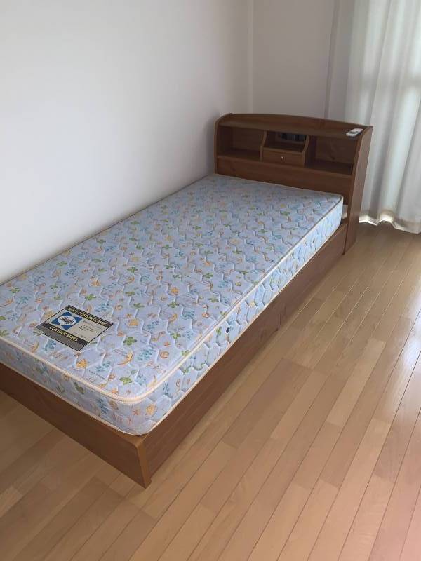 シングルベッド付です