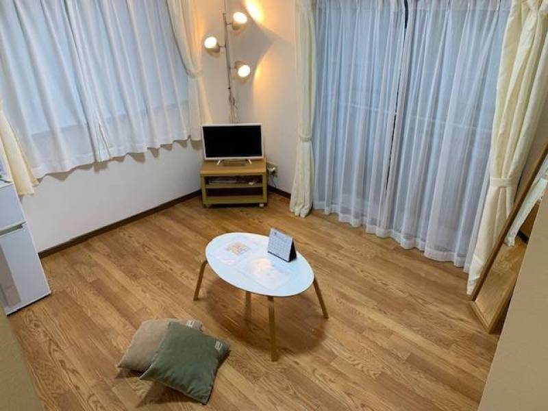 南向きの２面採光風通しも良し明るいお部屋です♬