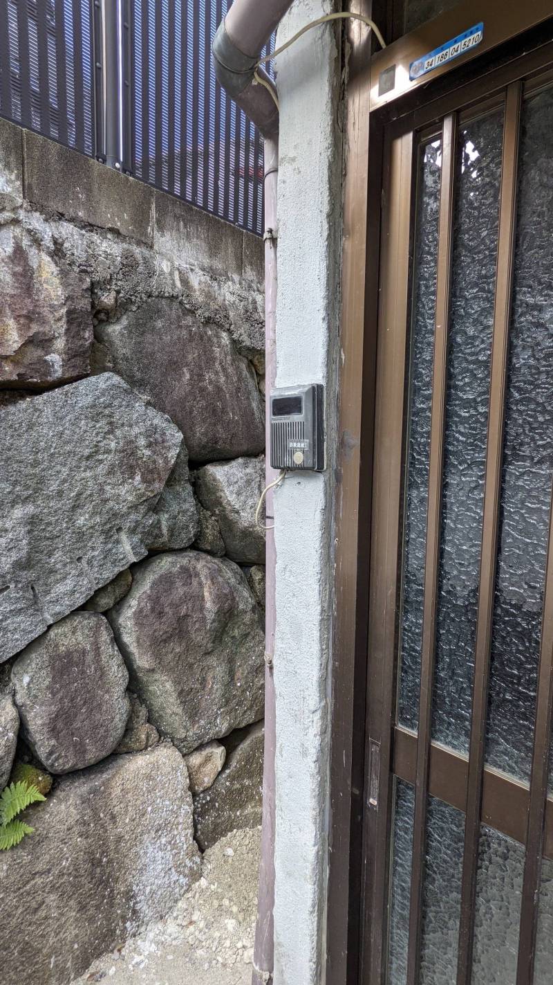 モニター付インターフォン