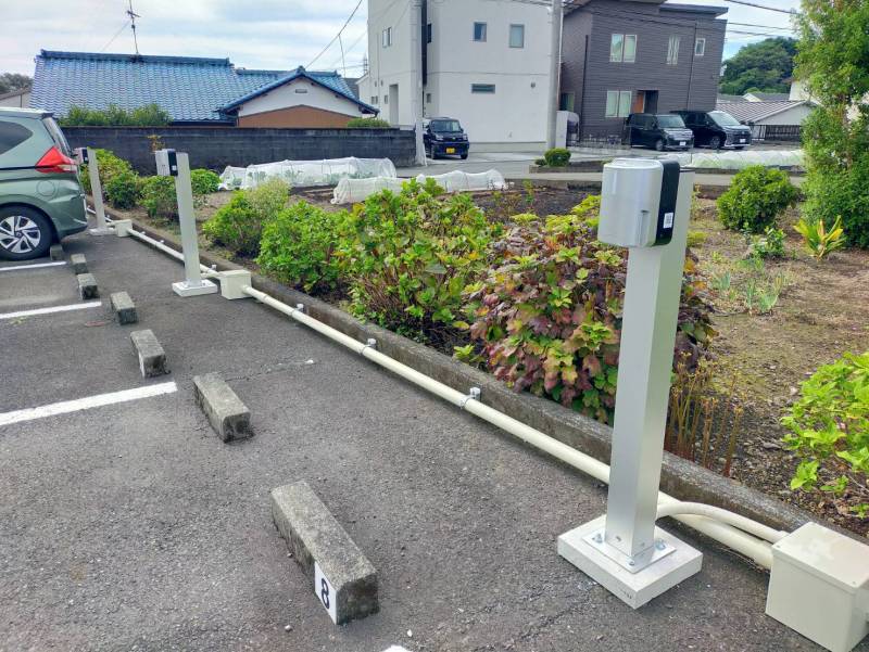 駐車場にEV自動車用充電器設置♪