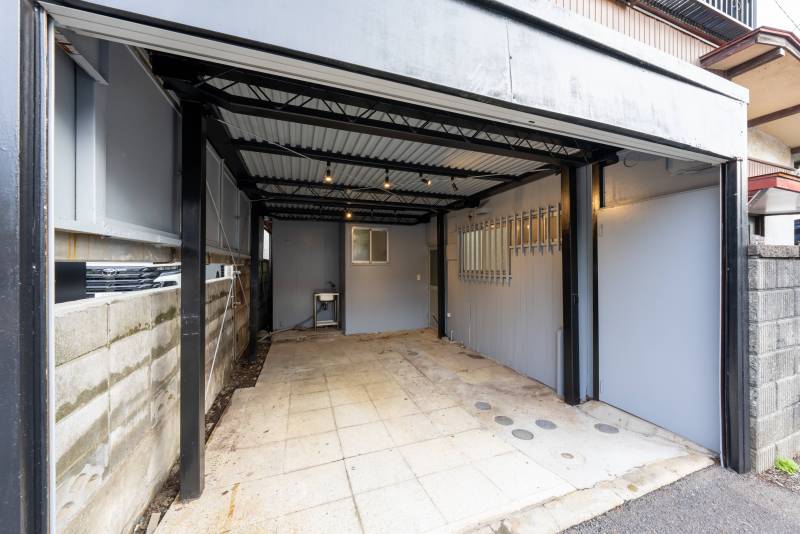 小型車用ガレージ